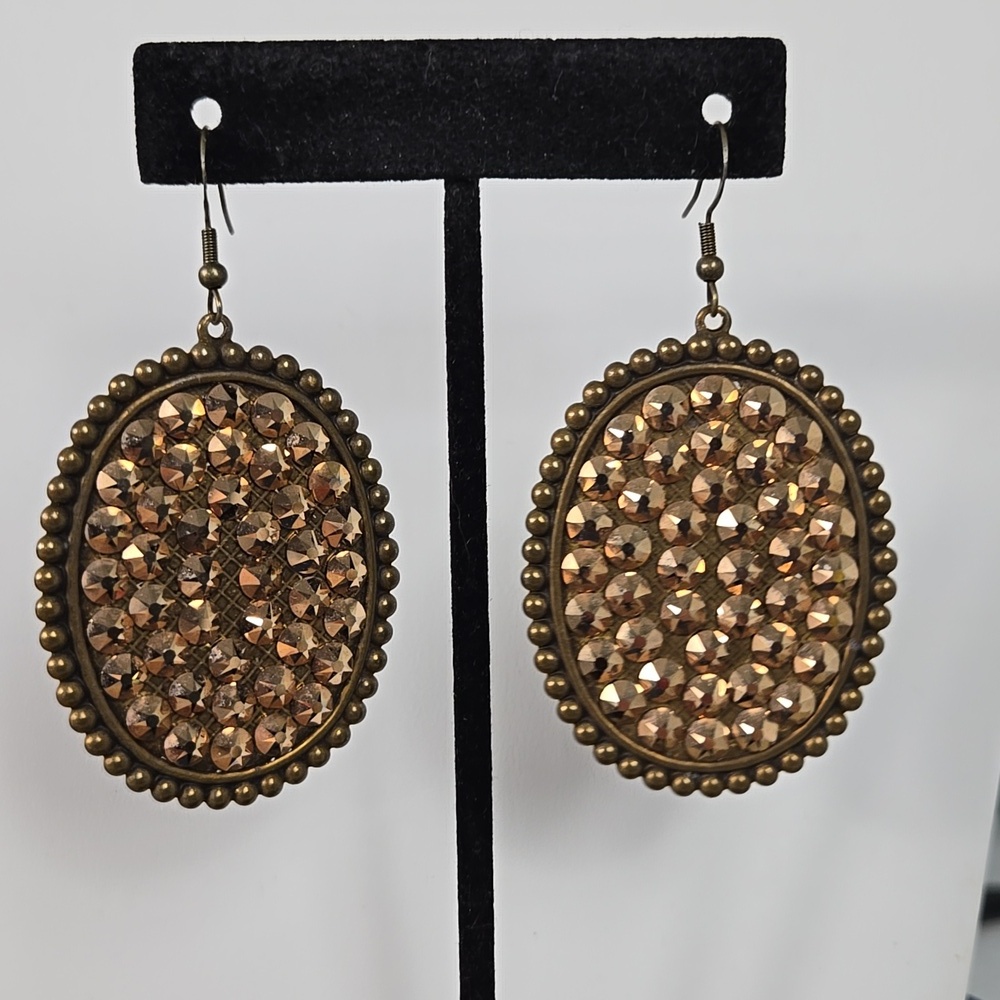 Elegant Brass Tone Brown Rhinestones Earrings